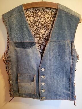 Vintage Handmade Lined Denim Jean Vest Leather Ties Mountains Levi's Medium